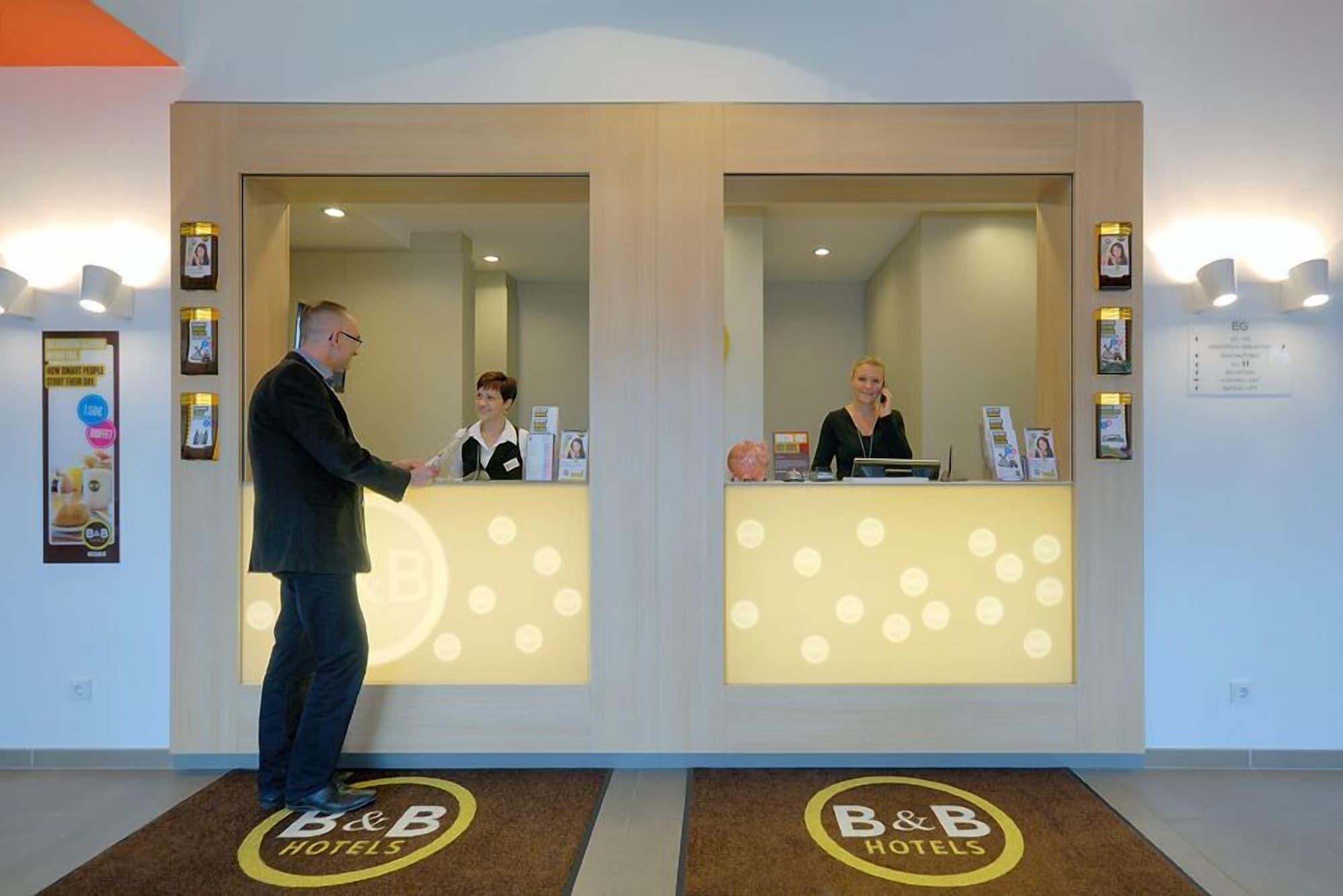 B&B Hotel Muenchen City-West Esterno foto