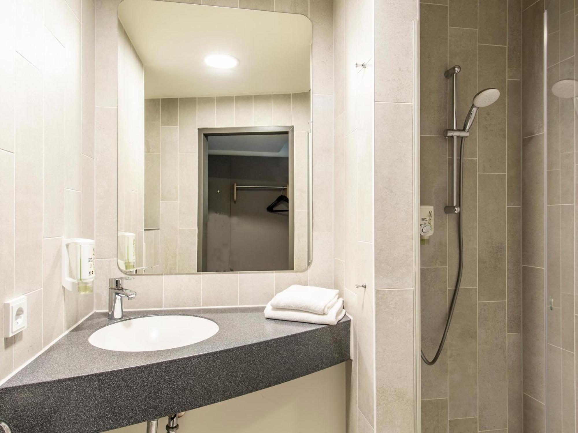 B&B Hotel Muenchen City-West Esterno foto